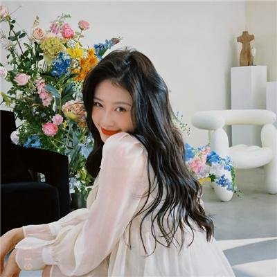 壁花女孩梦游中